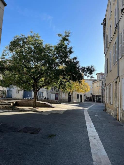 Ferienwohnung Le Logis Des Templiers Vieux Port La Rochelle  Exterior foto