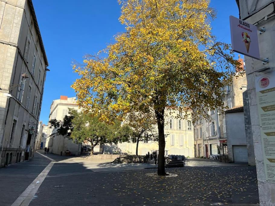 Ferienwohnung Le Logis Des Templiers Vieux Port La Rochelle  Exterior foto